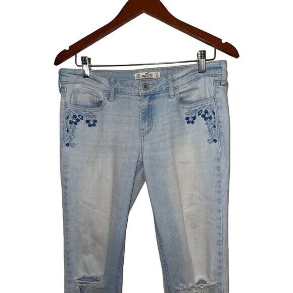 Hollister Light Wash Cropped Jeans With Embroidery Size 7 - Picture 2 of 13